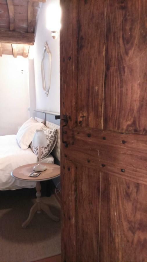 Corte Di Maggio B&B Country House Imola Exterior foto